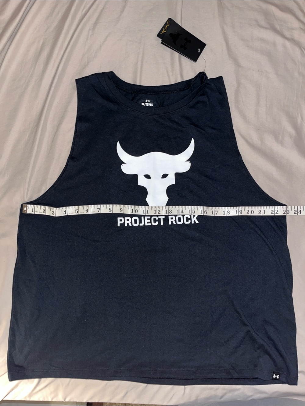Under Armour Black & White Project Rock Muscle Tank NWT - Picture 4 of 4